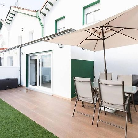 Chalet En La Cuidad- Con Jardin Y Barbacoa Gijon Exterior photo