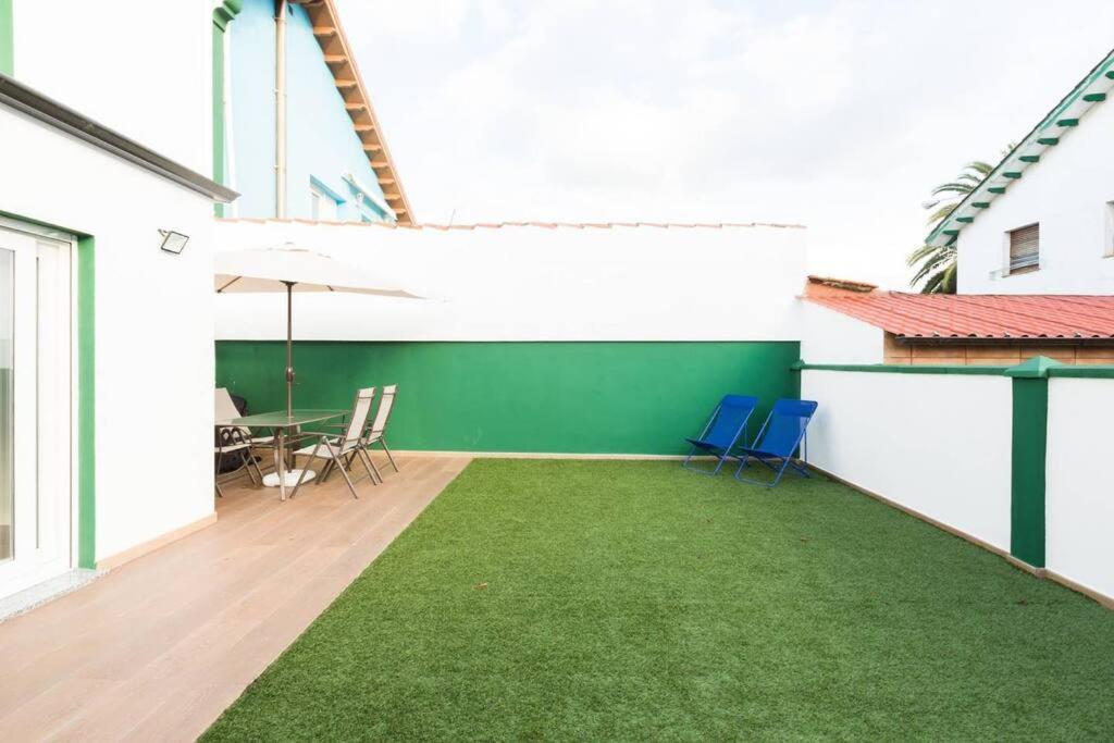 Chalet En La Cuidad- Con Jardin Y Barbacoa Gijon Exterior photo